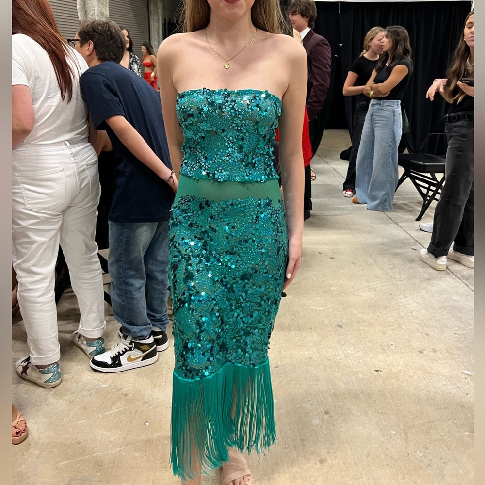 Green Strapless Sequin Embellished Bodycon Dress